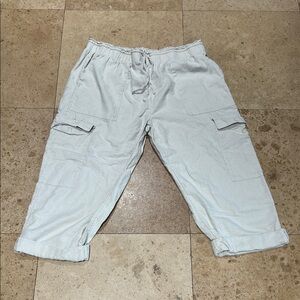 Time and Tru Light Tan Women’s Cargo Pants